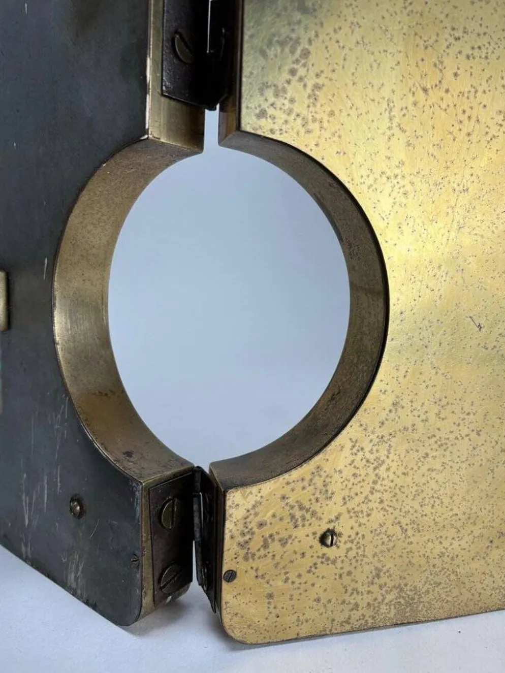 Miroir italien triptyque en laiton, années 1950