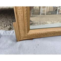 Miroir 19ème bois et stuc doré