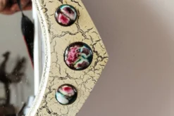 Miroir moderniste, J Capo Esmaltes, bois et émail