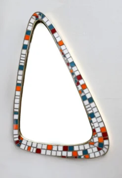 Miroir mosaïque et laiton, forme libre, Hollande, 50’s.
