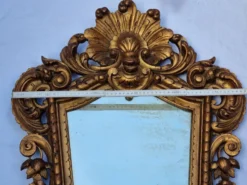 Miroir mural ancien en bois sculpté doré, style Louis XV, XIXe, 98 x 57 cm