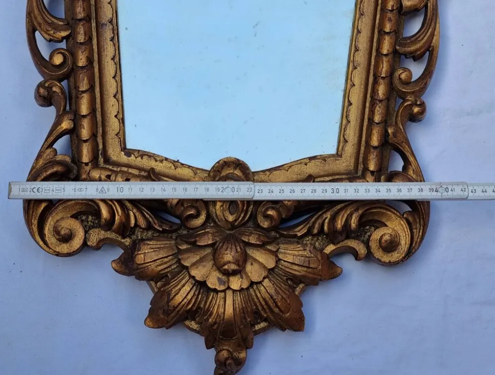 Miroir mural ancien en bois sculpté doré, style Louis XV, XIXe, 98 x 57 cm