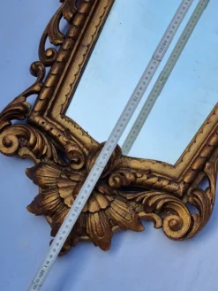 Miroir mural ancien en bois sculpté doré, style Louis XV, XIXe, 98 x 57 cm