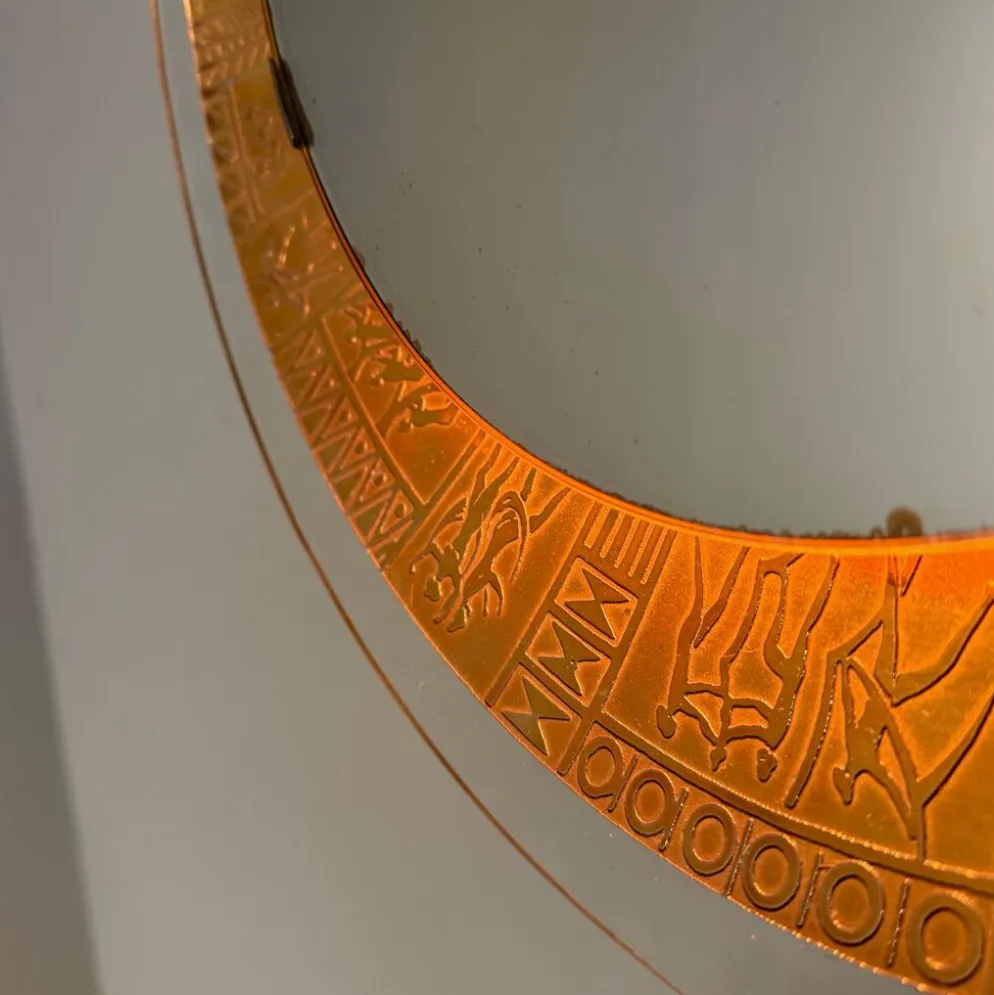 Miroir mural décoratif avec éclairage par M. Furgeri, Italie, années 1960.