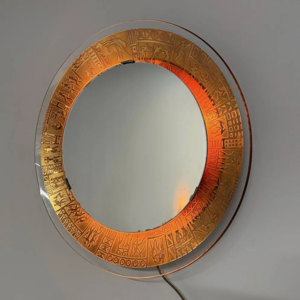 Miroir mural décoratif avec éclairage par M. Furgeri, Italie, années 1960.