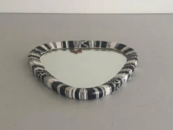 Miroir mural de petite taille, triangle rond en céramique noir et blanc, années 1950, Allemagne