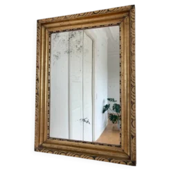 Miroir mural en bois doré antique français en or
