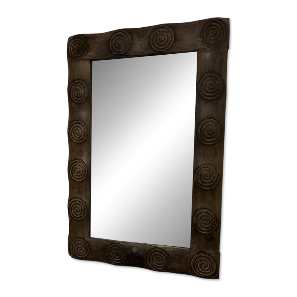 Miroir mural en bois sculpté (motifs spirales)
