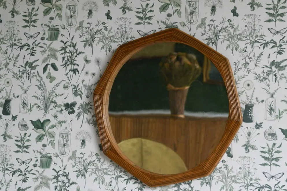 Miroir mural en forme de crayon avec cadre octogonal