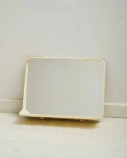 Miroir mural en plastique avec étagère intégrée, 1970s