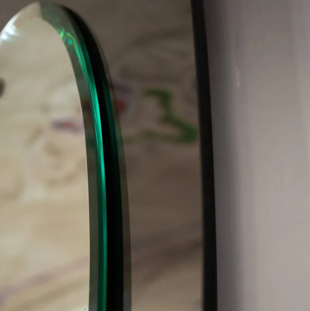 Miroir mural en verre biseauté de style mid-century moderne, Italie, années 1970