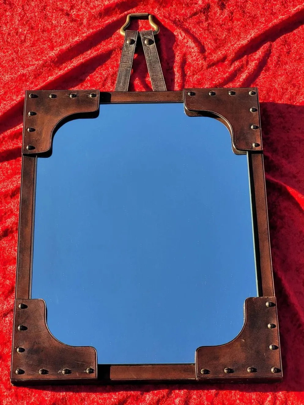 Miroir Mural gainée de cuir