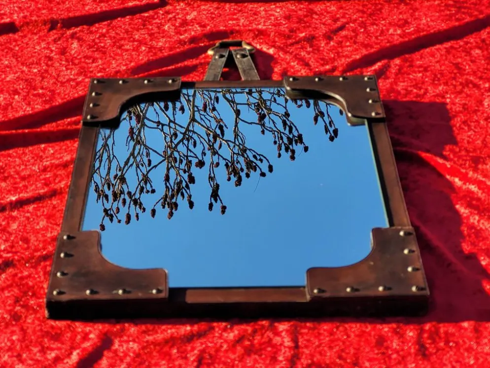 Miroir Mural gainée de cuir