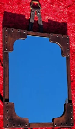 Miroir Mural gainée de cuir