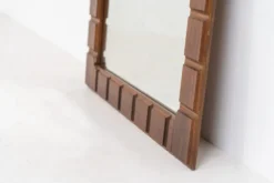 Miroir mural graphique sculptural