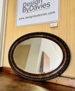 Miroir mural ovale édouardien avec bord biseauté