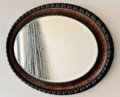 Miroir mural ovale édouardien avec bord biseauté