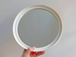 Miroir mural rond en plastique beige de l'ère spatiale