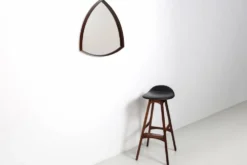 Miroir mural Thomas Poss Eferfolger en palissandre triangulaire Danemark 1960