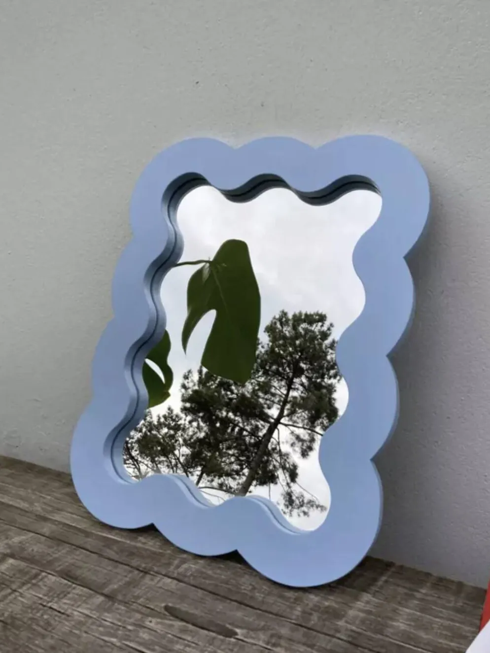 Miroir nuage en bois ondulé
