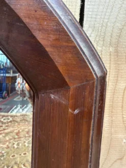 Miroir octogonal biseauté – Époque 1900 – Cadre bois teinté acajou