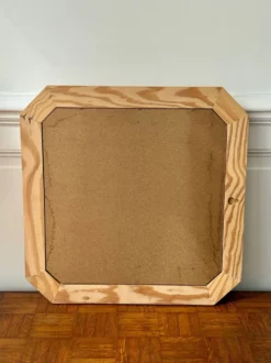Miroir octogonal en bois clair et nervuré