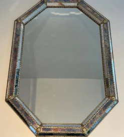 Miroir Octogonal à Facettes et Guirlandes de Laiton — Travail Français, Ver