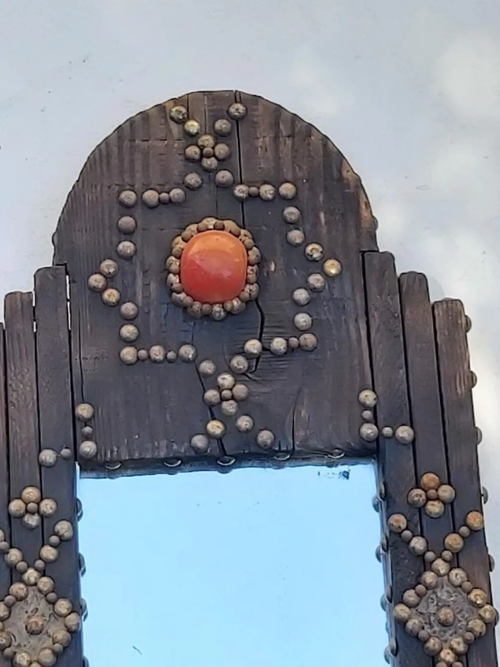 Miroir oriental brutaliste en bois 23x53cm