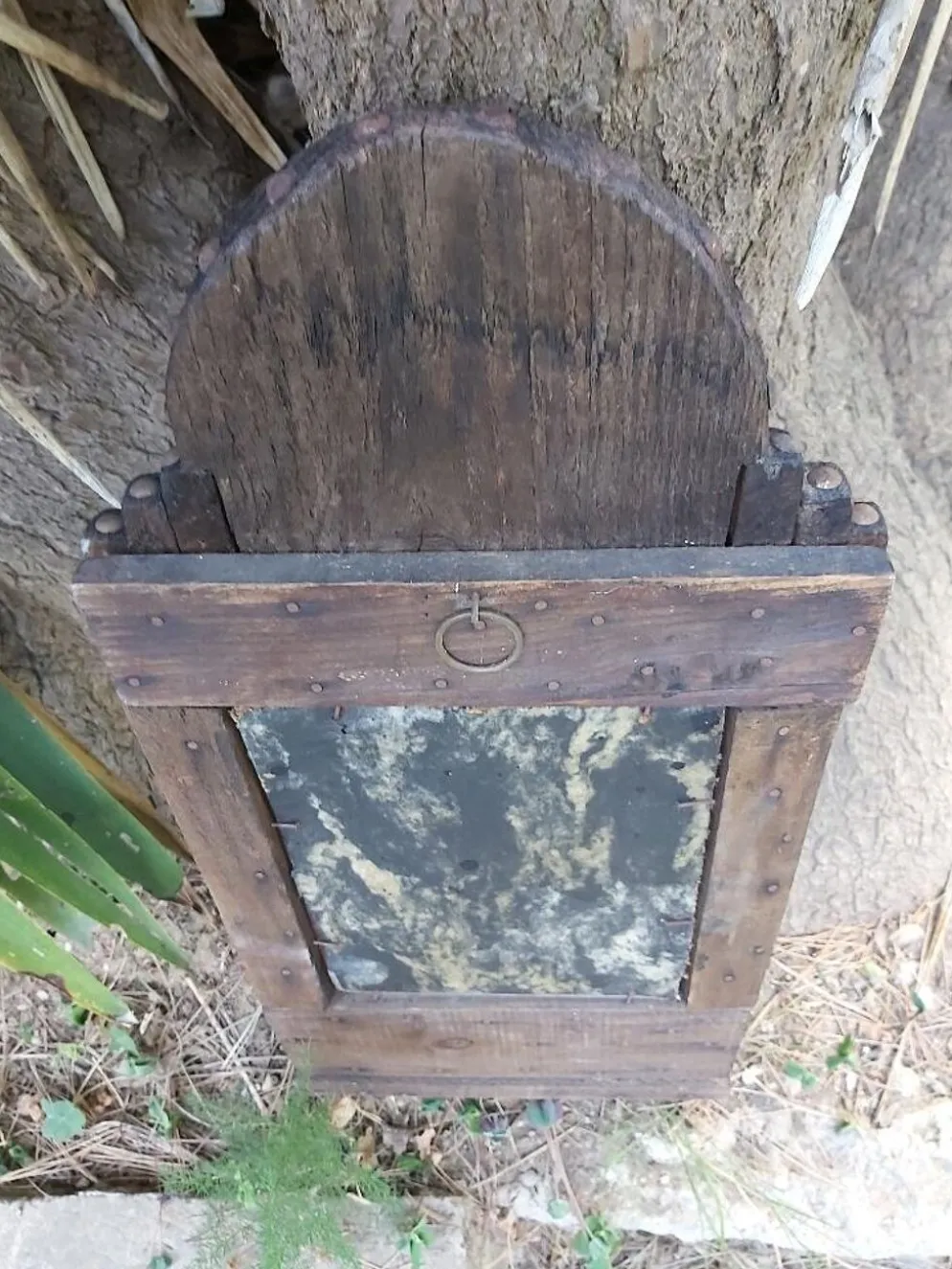 Miroir oriental brutaliste en bois 23x53cm