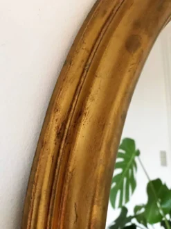 Miroir ovale en bois doré vintage – Hollywood Regency, Belgique, années 1970