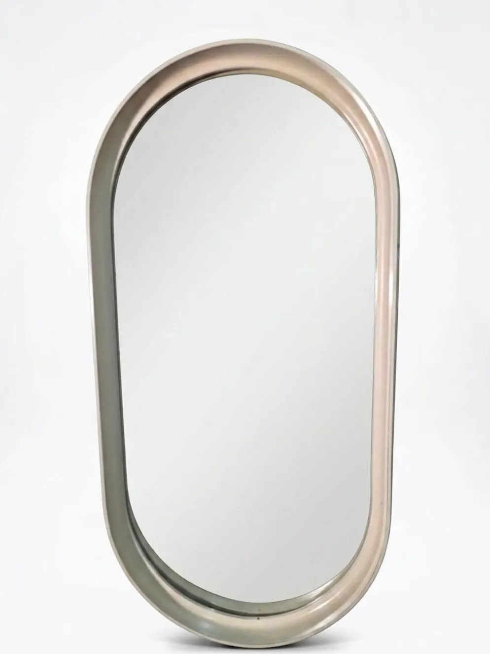 Miroir ovale en laqué blanc des années 70