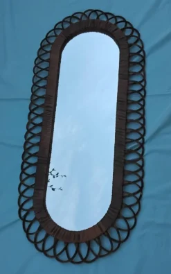 Miroir ovale en rotin