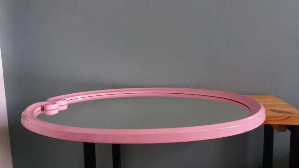 Miroir ovale fonte émaillée rose