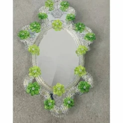 Miroir ovale vert floral en verre de Murano taillé à la main – Italien années 2000