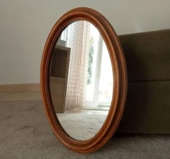 Miroir ovale vintage en chêne massif années 60/70