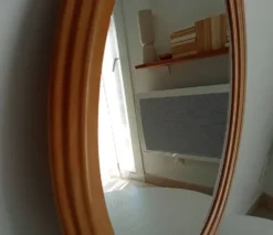 Miroir ovale vintage en hêtre années 70/80