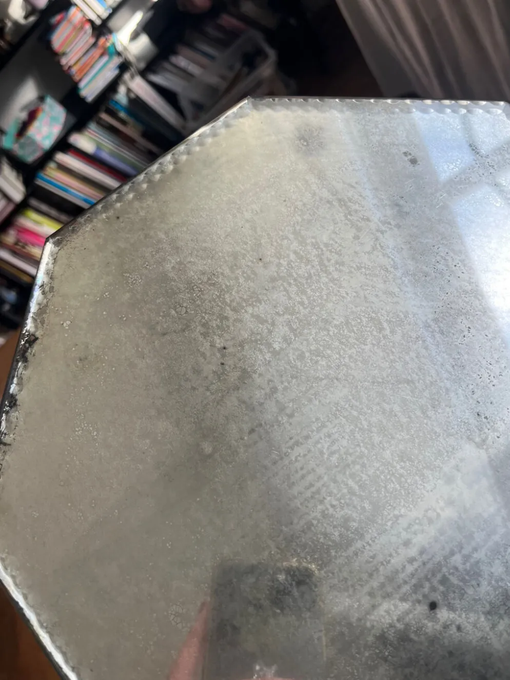Miroir, plateau octogonal ancien