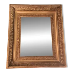 Miroir époque Restauration en bois doré à la feuille