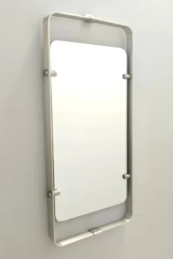 Miroir rectangulaire en métal émaillé argenté, Italie années 1970