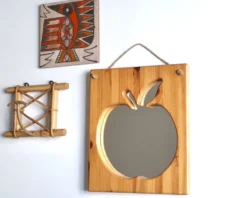 Miroir rectangulaire pomme en bois de pin et corde