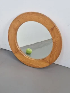 Miroir rond en pin scandinave vintage, années 1970