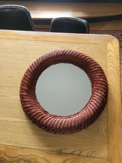 Miroir rond en rotin vintage