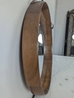Miroir rond en teck et cuir Luxus Vittsjö par Uno et Östen Kristiansson