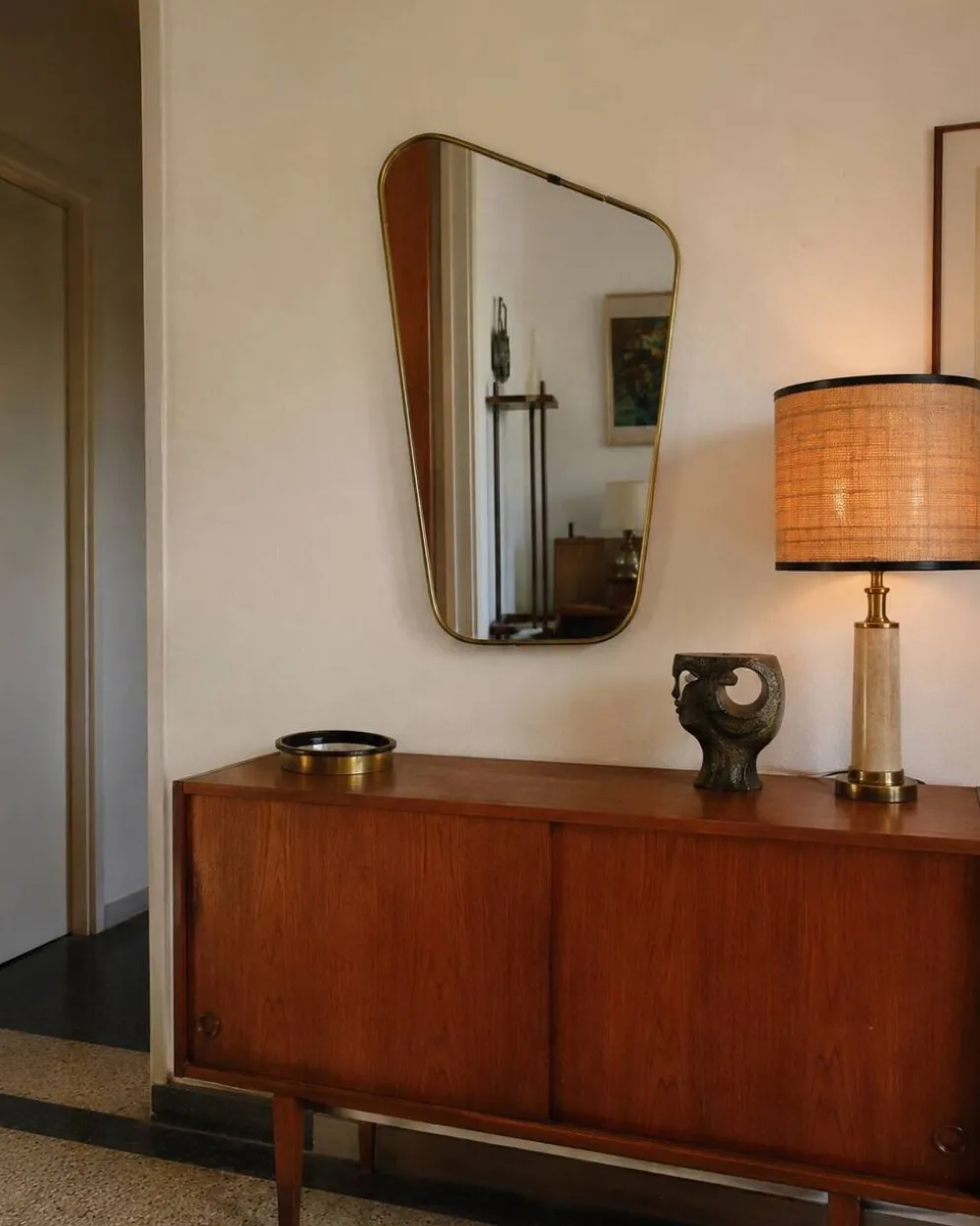 Miroir rétroviseur asymétrique, 1960