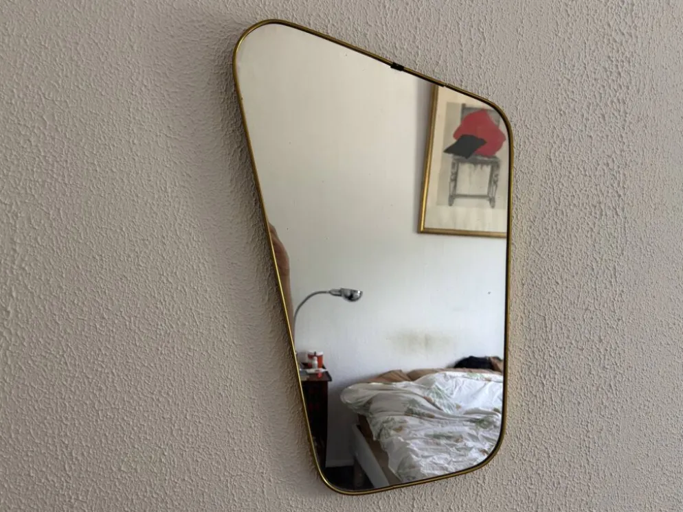 Miroir rétroviseur asymétrique, 1960
