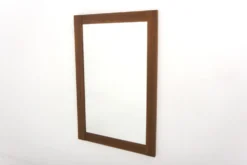 Miroir scandinave en noyer, Suède, 1960, 111cm x 75cm