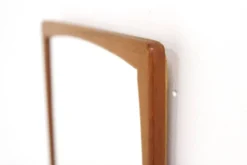 Miroir scandinave en teck, Suède, 1960, 64cm x 37cm