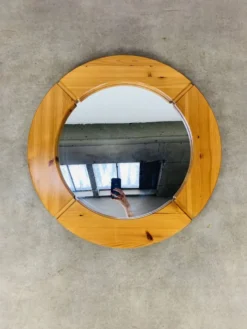 Miroir scandinave rond pin massif par Glasmäster Markaryd, Suède, 70's
