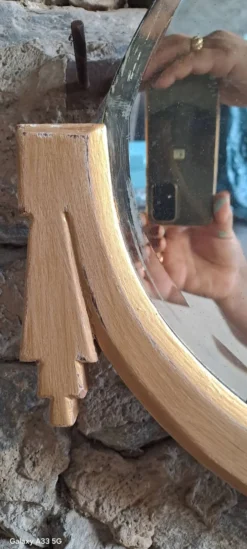 Miroir sculpté en bois Art Nouveau France 1920 forme ovale