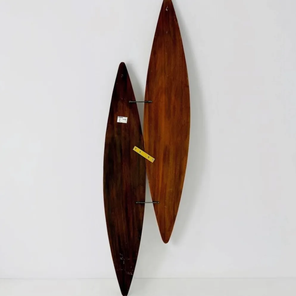 Miroir sculptural à double paroi en bois et laiton, Italie années 1960